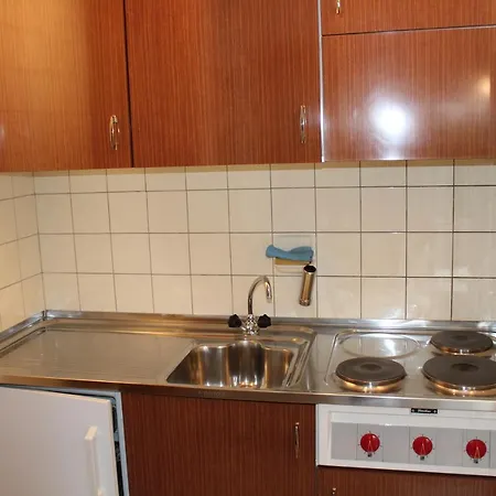Le Bosquet 9 Apartment *